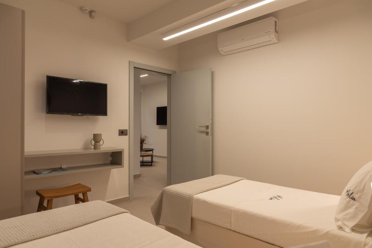 Athina Luxury Villa, With Pool & Walk To The Beach, By Thinkvilla 干尼亞 外观 照片